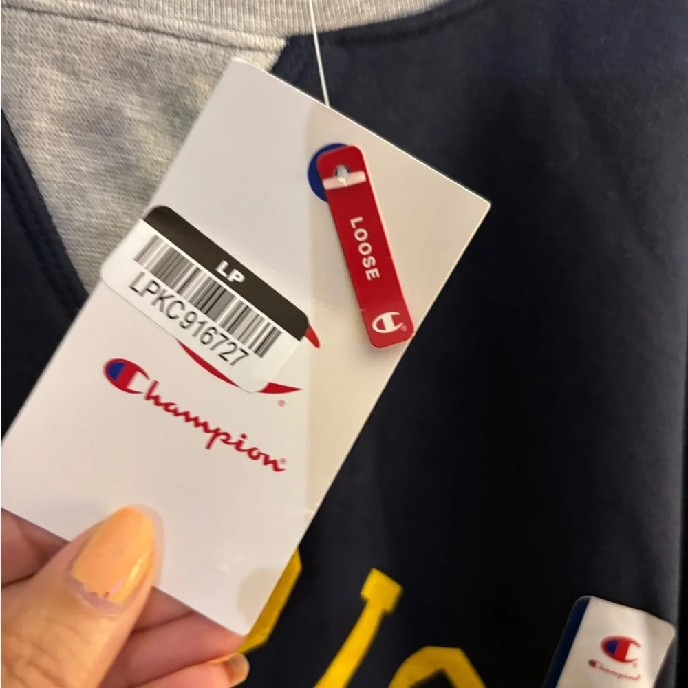 Champion Men's Old School Navy Crewneck Sweatshirt Sz L NWT